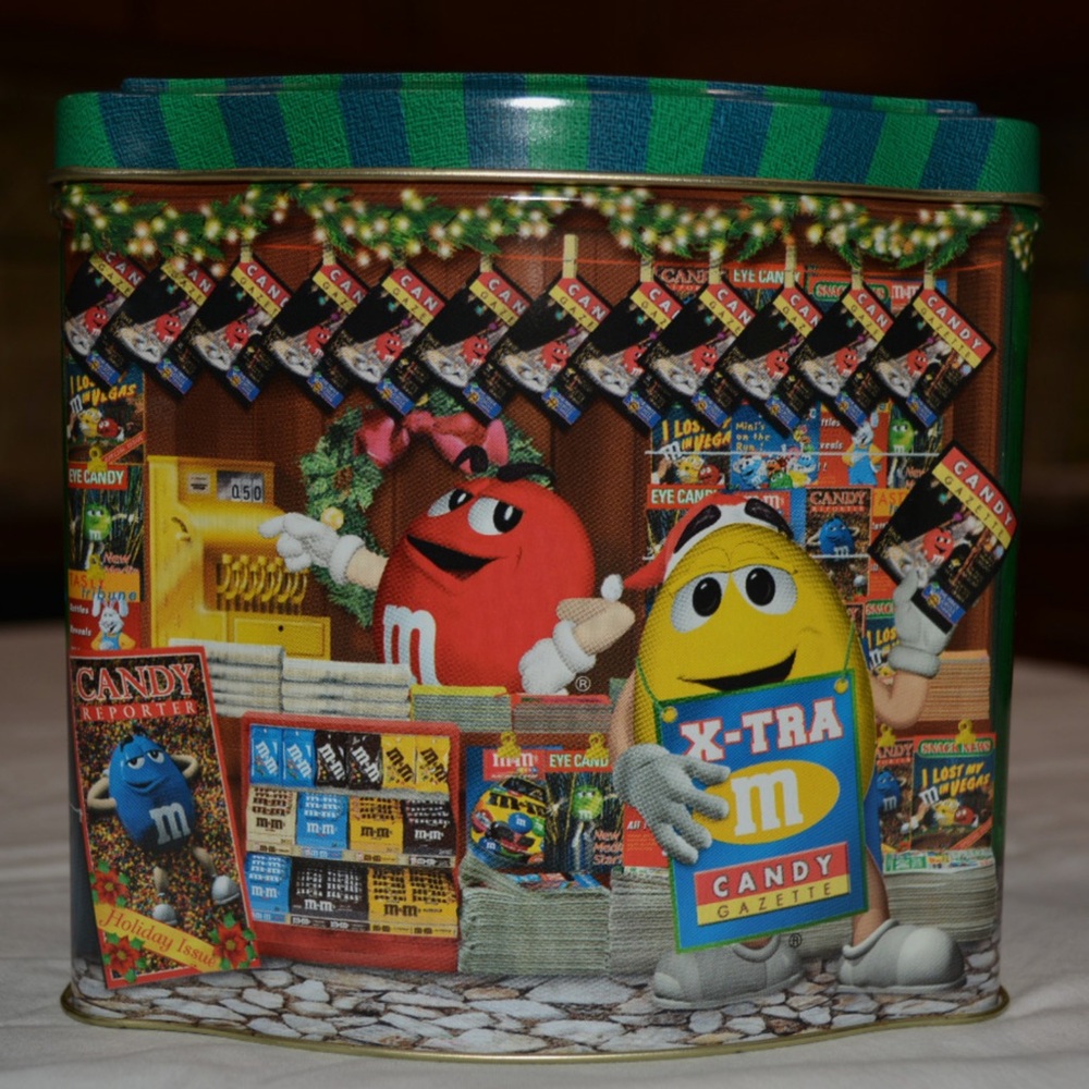 2001 Limited Edition M&M's Christmas Village Series Newstand #12 Collectible Tin